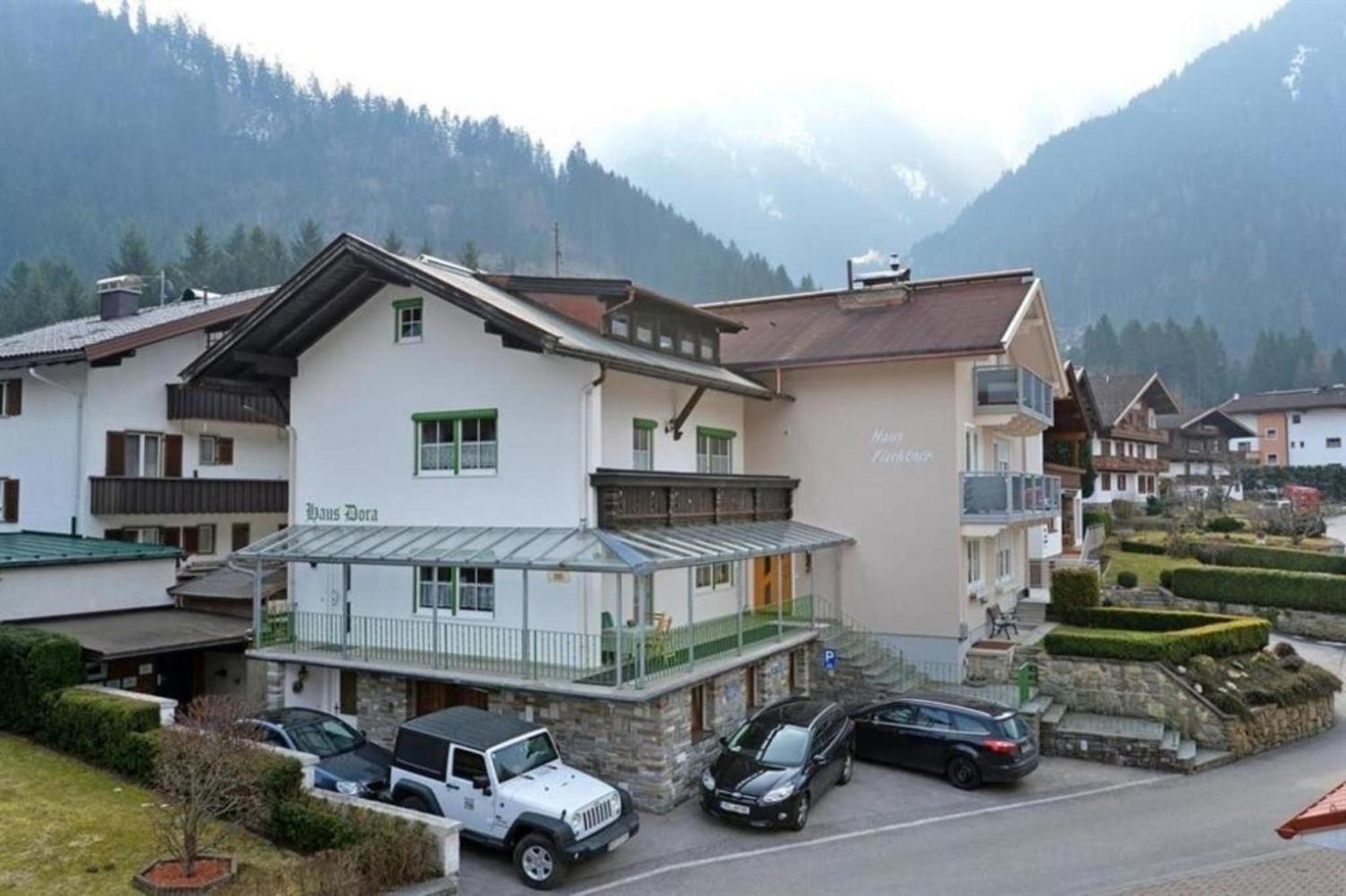 Haus Dora Apartment 4 Panoramablick Майрхофен Экстерьер фото